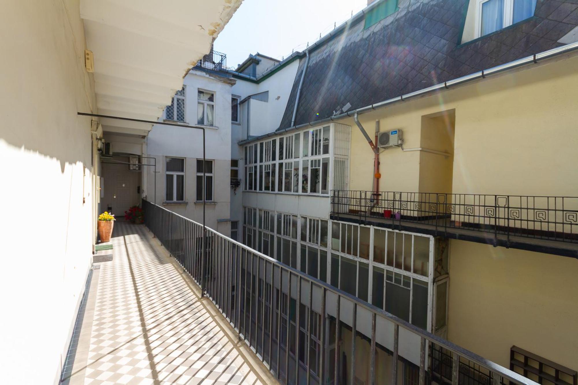 Badepest Apartment Boedapest Buitenkant foto